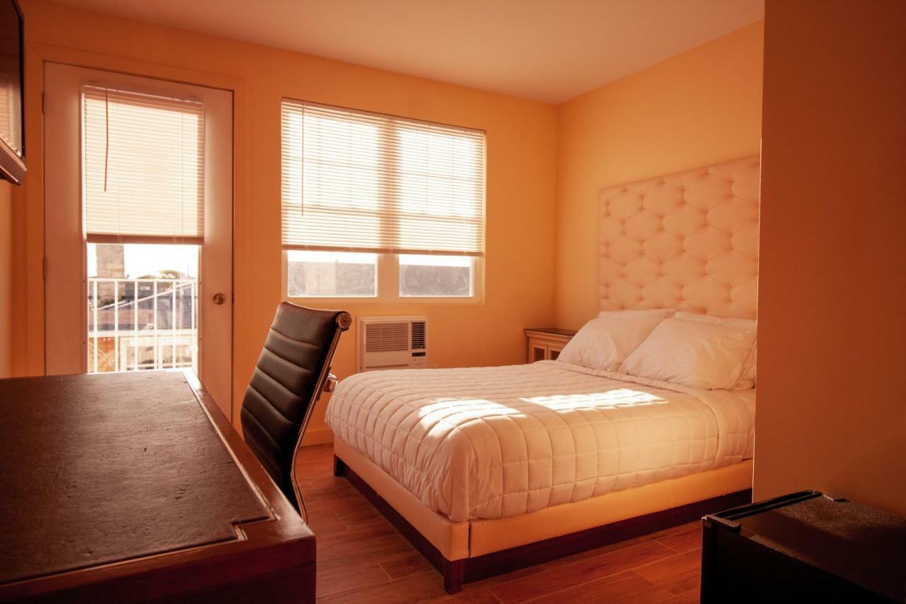 Grove Hotel Cherry Grove Экстерьер фото